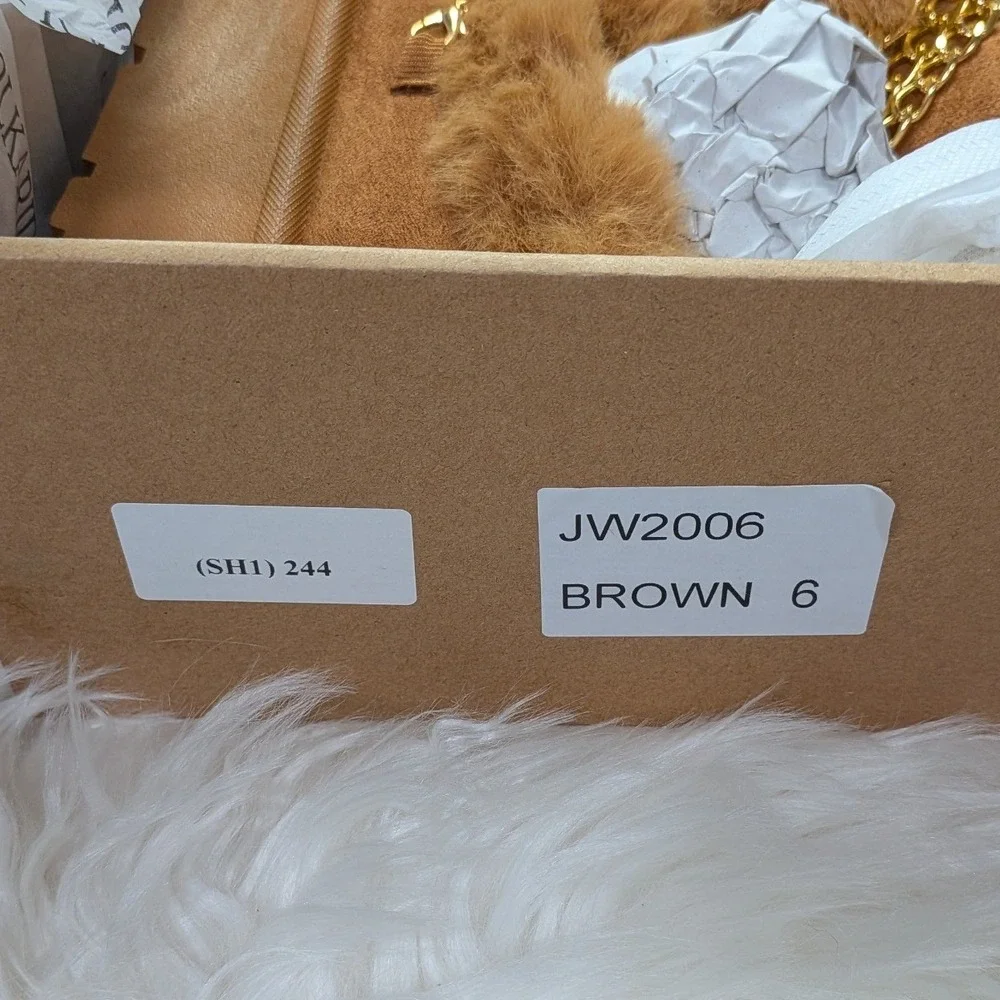 NWT Platform Faux Fur Suede Mini‎ Booties Chestnut Brown with Gold Charms Size 6